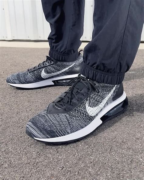 air max Flyknit racer shoes